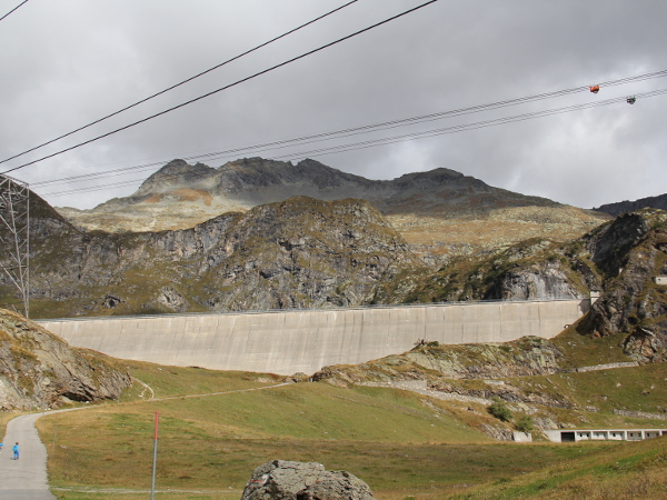 Parapetto diga Robiei